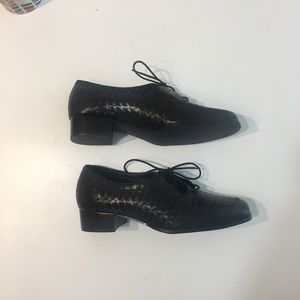 Extra Wide Vintage Style Shoes from Drew